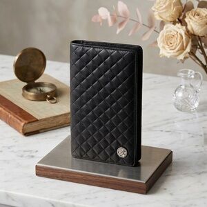 Chanel Quilted Lambskin CC Bow Yen Bifold Wallet Rare COA